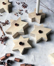 Indlæs billede til gallerivisning Stjernelysestage by Samina Langholz