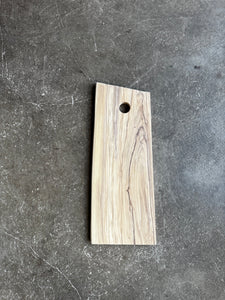 Andrea Brugi Skærrebræt 42x17x2 cm.